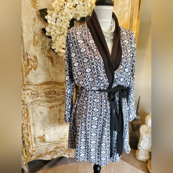 TART Intimates Blue, Black and White Size XL - Picture 2 of 10